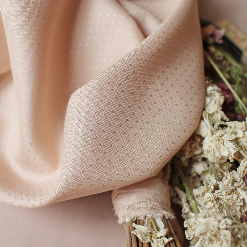 Atelier Brunette - Tissu Viscose Plumetis "Dobby Blush"