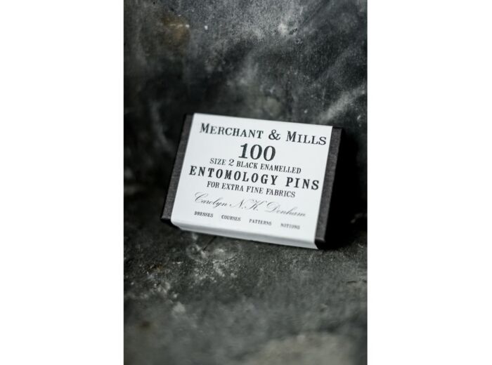 Merchant & Mills - Boite 100 Epingles de Couture Ultra Fines "Entomology"