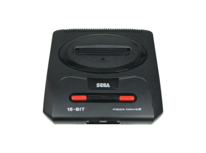 Console Sega Megadrive 2 avec une manette