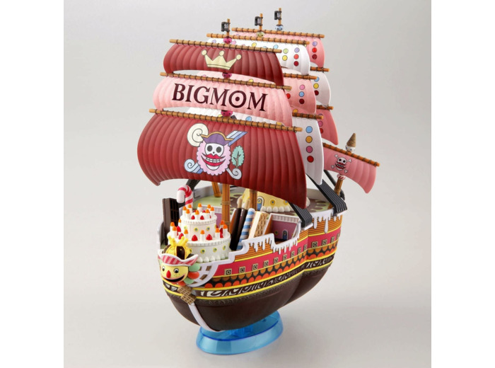 ONE PIECE Grand Ship Collection Queen Mama Chanter Bandai