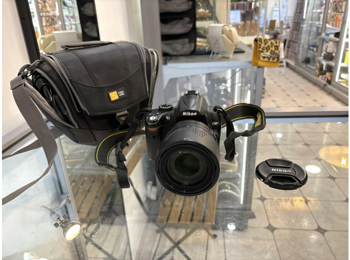 Nikon D5000 Reflex 12.3 Mpix - Corps uniquement