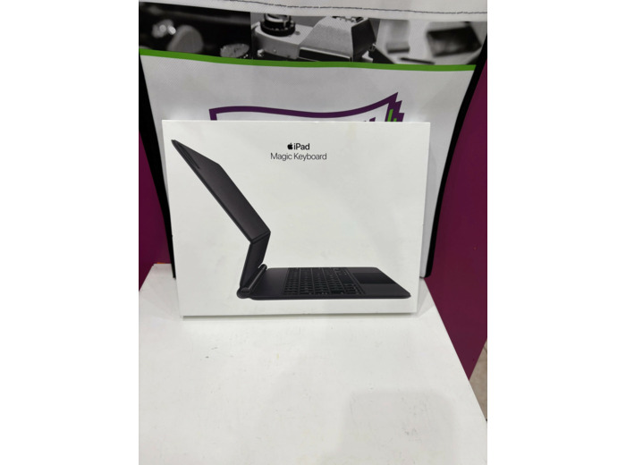 Clavier Apple Magic Keyboard pour iPad Pro 11" 2ème Génération et iPad Air pour 4ème Génération 11" Noir