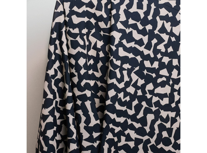 Atelier Brunette - Tissu Viscose ECOVERO "Ekko Deep Charcoal"