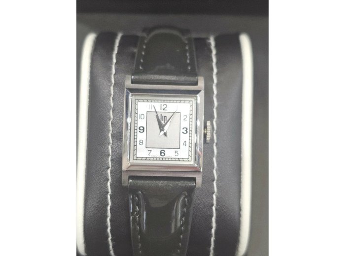 Montre LIP quartz Mixte Churchill Argenté Bracelet noir 671620