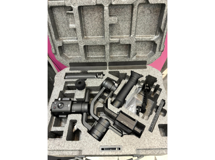 Dji Ronin-s Motorized Handheld Stabilizer