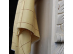Sélection Coup de coudre - Tissu Twill de Viscose à Motif Carreaux Marrons sur le Fond Jaune Pale
