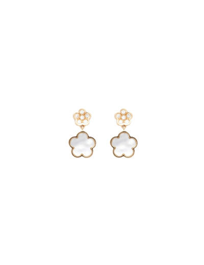 Boucles d'oreilles Cesare Pompanon Fiore di Mamma en or rose, nacre blanche et diamants blancs