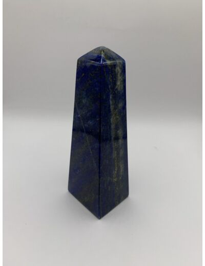 Obélisque en lapis lazuli