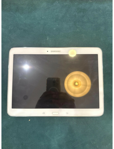 Tablette Samsung Galaxy Tab 4 32 Go 10.1 pouces Blanc