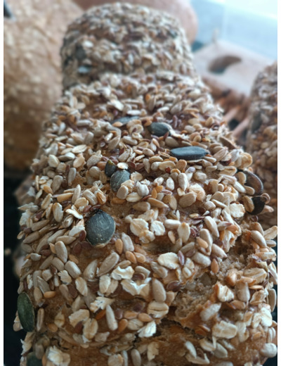 Seks korn brot