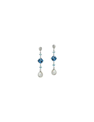 Boucles d'oreilles Isabelle Langlois Princesse Mathilde en or blanc, diamant, topaze bleue, apatite et perle