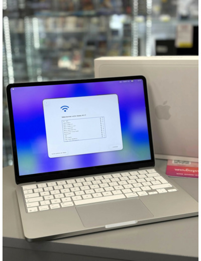 Ordinateur Portable Apple MacBook Neo 13" 256 Go SSD 8 Go RAM Puce A18 Pro CPU 6 cœurs GPU 5 cœurs Argent