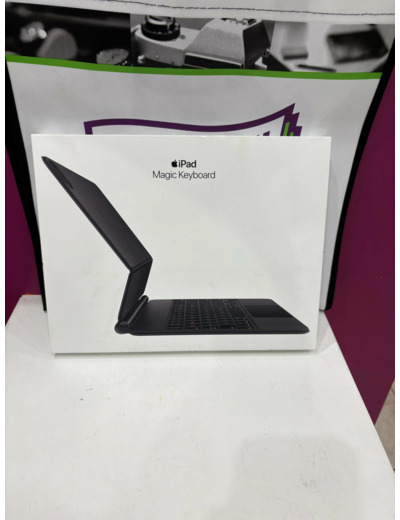 Clavier Apple Magic Keyboard pour iPad Pro 11" 2ème Génération et iPad Air pour 4ème Génération 11" Noir