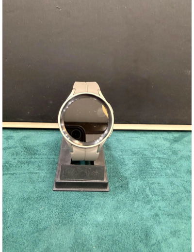 Montre connectée Samsung Galaxy Watch 5 Pro 45 mm Lte gris titane
