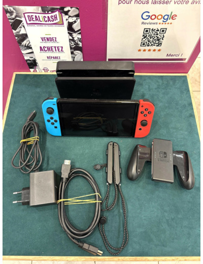 Console Nintendo Switch (Modèle OLED) avec Manettes Joy - Con Bleu Néon/Rouge Néon