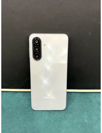 Samsung Galaxy A17 6.7' Double SIM 4G USB Type - C 4 Go 128 Go 5000 mAh Bleu clair