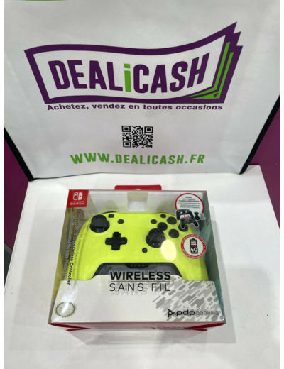 Official Faceoff Deluxe+ Wireless Yellow Controller New Camo