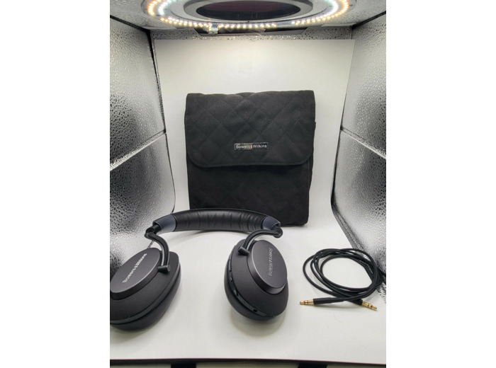 Bowers & Wilkins PX - Écouteurs avec micro - circum - aural - Bluetooth - sans fil - Suppresseur de bruit actif - USB, jack 3,5mm - gris sidéral