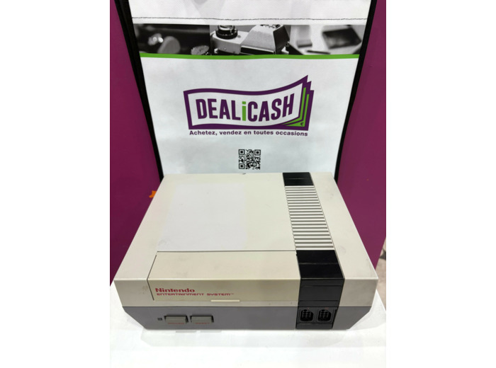 Console Nintendo Entertainment System NES avec une manette