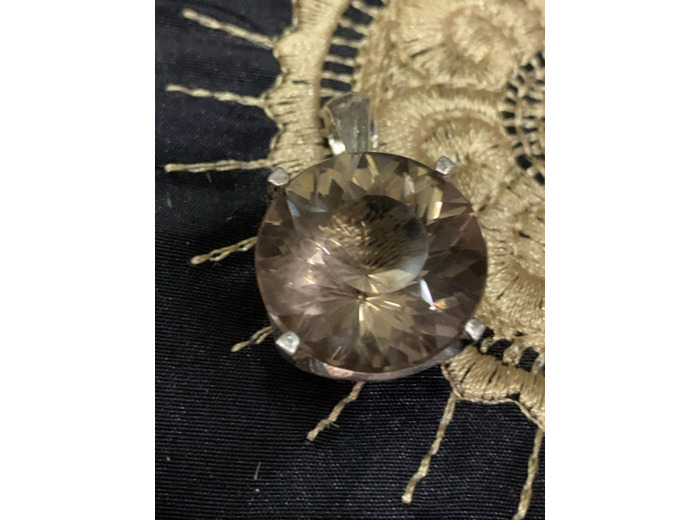 Pendentif en quartz fumé