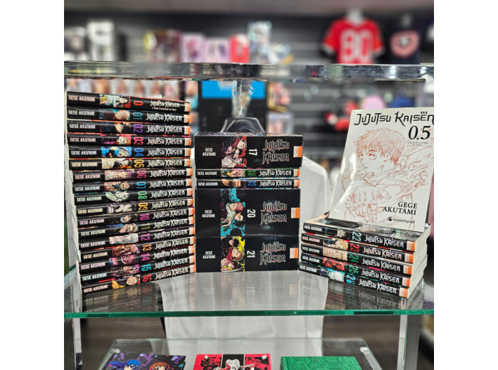 [COLLECTION] JUJUTSU KAISEN - TOME 0 à 26 Occasion ( Tome 17,20,21 COLLECTORS AVEC GOODIES)