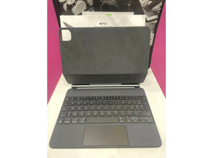 Clavier Apple Magic Keyboard pour iPad Pro 11" 2ème Génération et iPad Air pour 4ème Génération 11" Noir