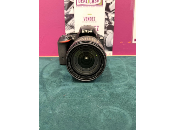 Appareil photo Reflex Nikon D5500 + Objectif AF-S 18-140 mm VR