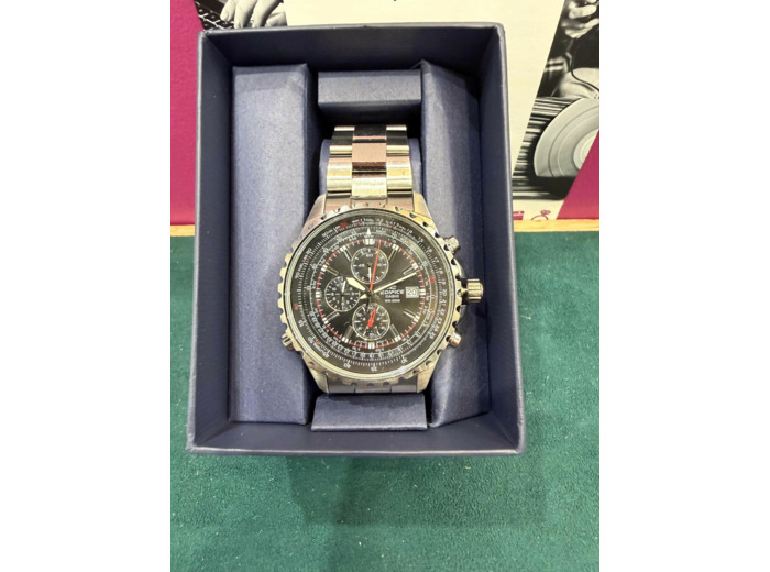 Montre Casio Edifice EF-527D-1AV