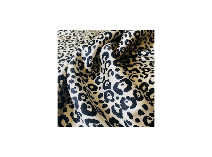 Sélection Coup de coudre - Tissu Satin de Viscose Imprimé Léopard Les Taches Noirs sur le Fond Beige Clair