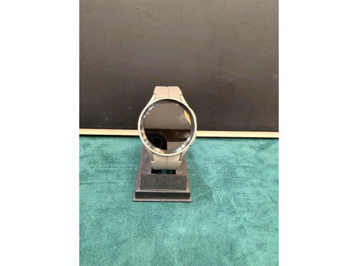 Montre connectée Samsung Galaxy Watch 5 Pro 45 mm Lte gris titane