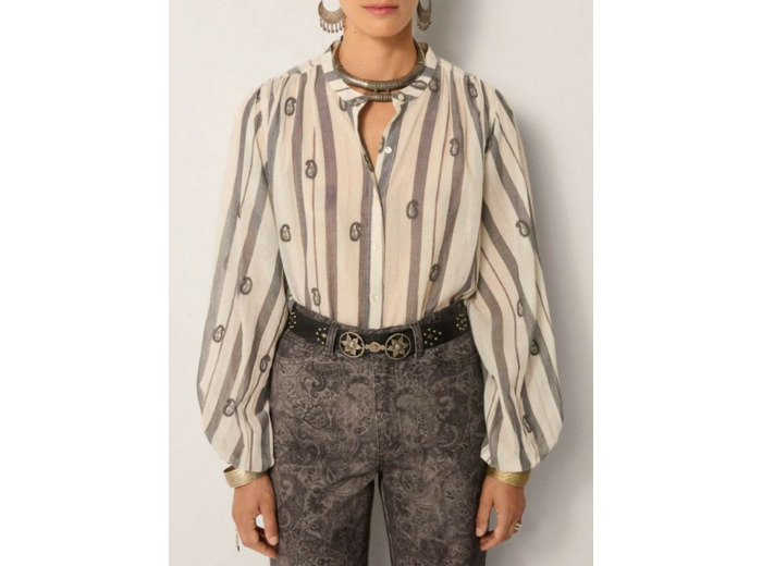 Blouse Maison Hotel