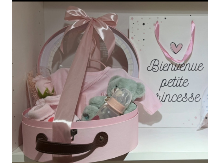 Panier naissance rose et passion