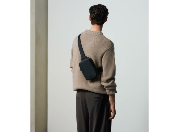 Sacoche sling Emile en cuir signature T