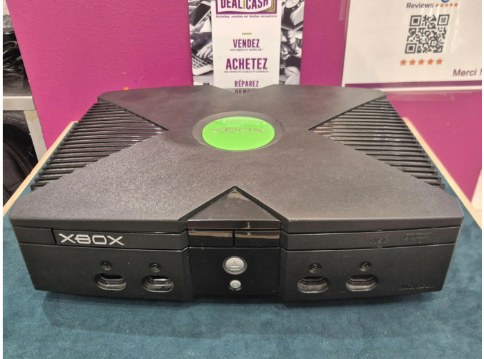 Console Microsoft Xbox 1ère Génération Noire avec une manette