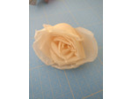 Bouton De Rose Pompadour Beige Rosé En Soie