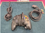 Console Microsoft Xbox 1ère Génération Noire avec une manette