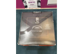 Sundara Closed - Back