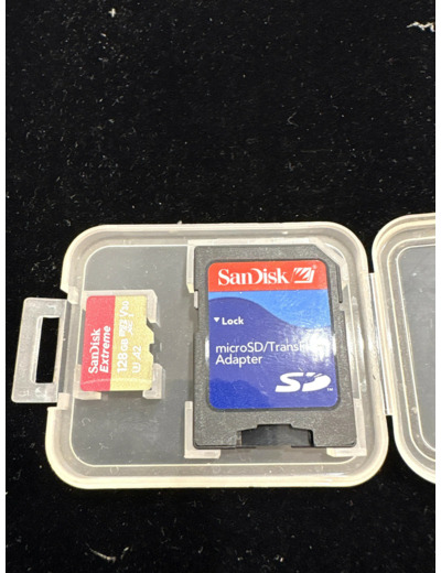 Carte Mémoire microSDXC SanDisk Extreme 128 Go + Adaptateur SD avec Performances Applicatives A2 jusqu'à 160 Mo/s, Classe 10, U3, V30