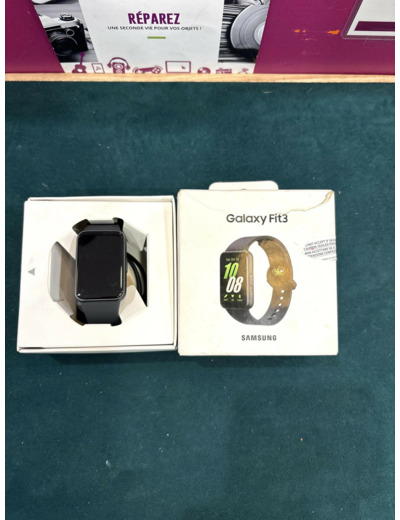 Bracelet connecté Samsung Galaxy Fit3 Gris