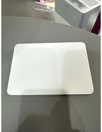 Pavé numérique sans fil Apple Magic Trackpad Bluetooth Blanc