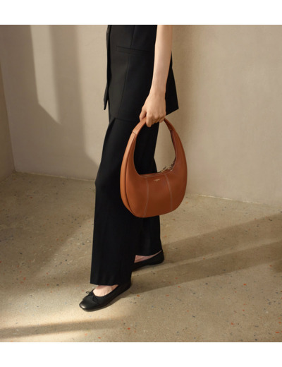 Sac hobo moyen modèle Juliette en cuir grainé