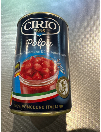 Pulpe de tomates en dés