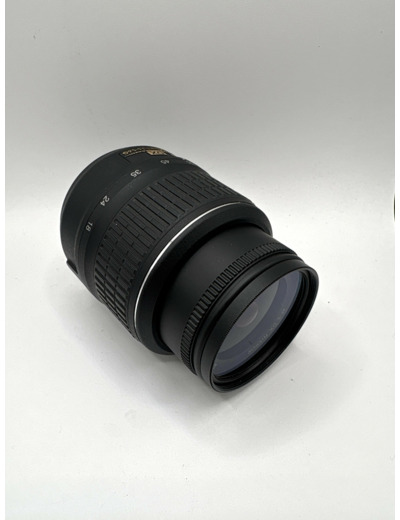 Objectif Nikon AF-P DX Nikkor 18-55mm f/3.5-5.6G