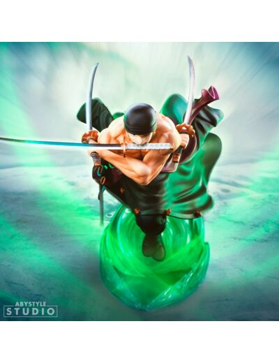 ONE PIECE - FIGURINE RORONOA ZORO SFC