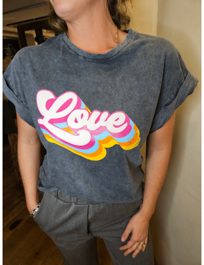 T-SHIRT
