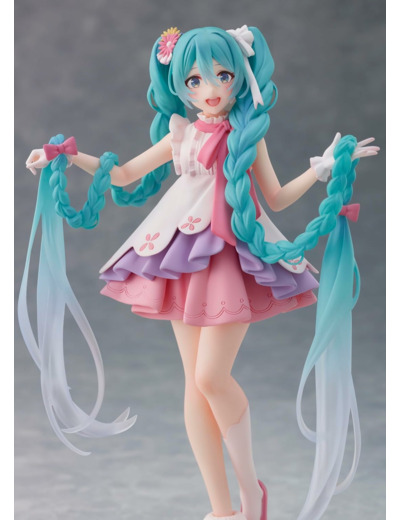 Figurine Hatsune Miku Wonderland Raiponce