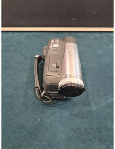 Camescope Mini DV Panasonic NV-GS17 EG-S