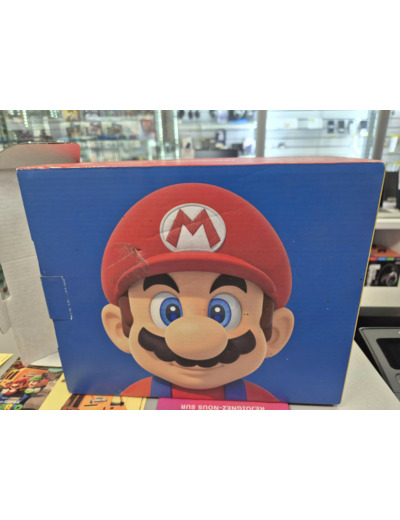 Nintendo Switch + Super Mario Odyssey (pack MARIO DAY)