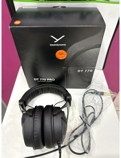 Beyer­dy­namic Dt-770 Pro 80 Ohms