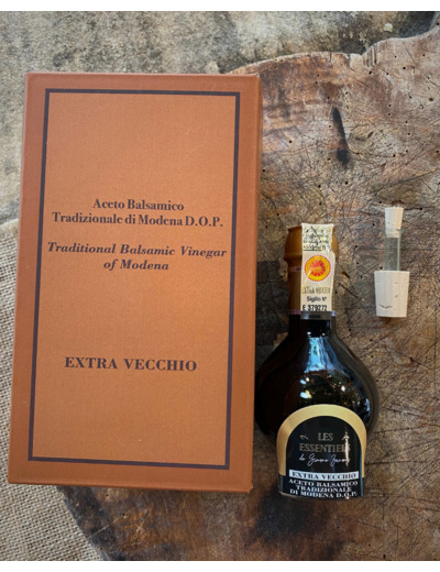 Vinaigre balsamique de Modène, Affinage 25 ans